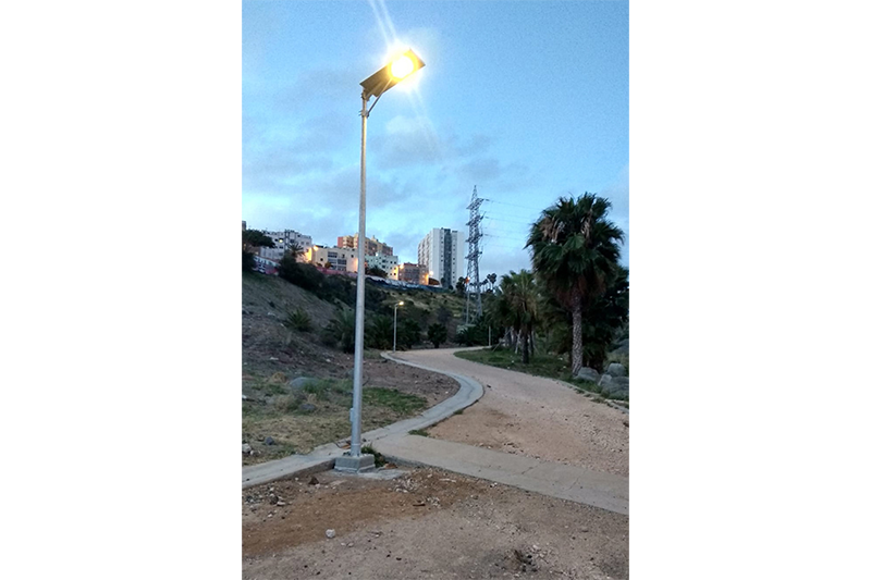 artesolar_ilumina_barranco_ballena