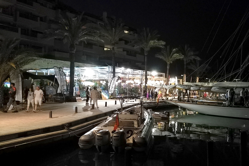 Artesolar ilumina la regata sotogrande
