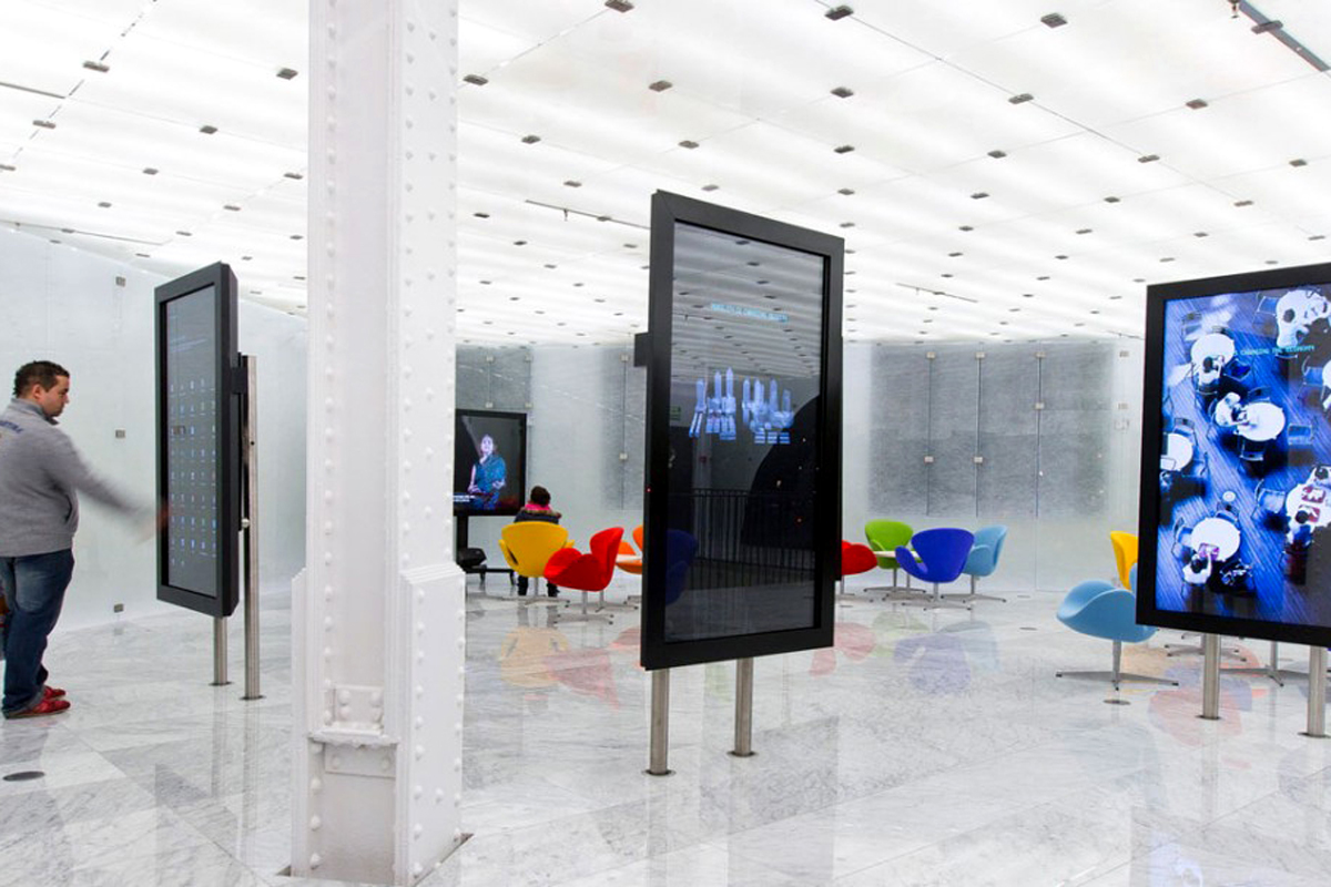 Mobile World Center